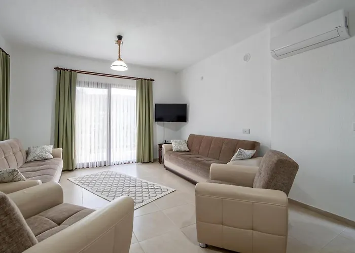 Nirvana Boutique * Datca